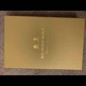 Burberry gift Box